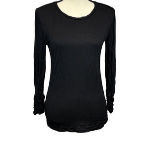 Coco + Carmen Scoop Neck Shirt